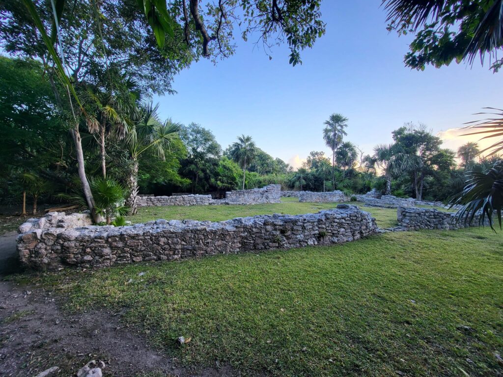 picture of some ruins